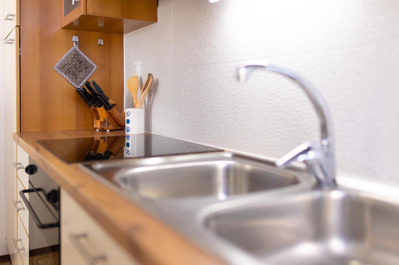 Apartman Doris Milohnici エクステリア 写真