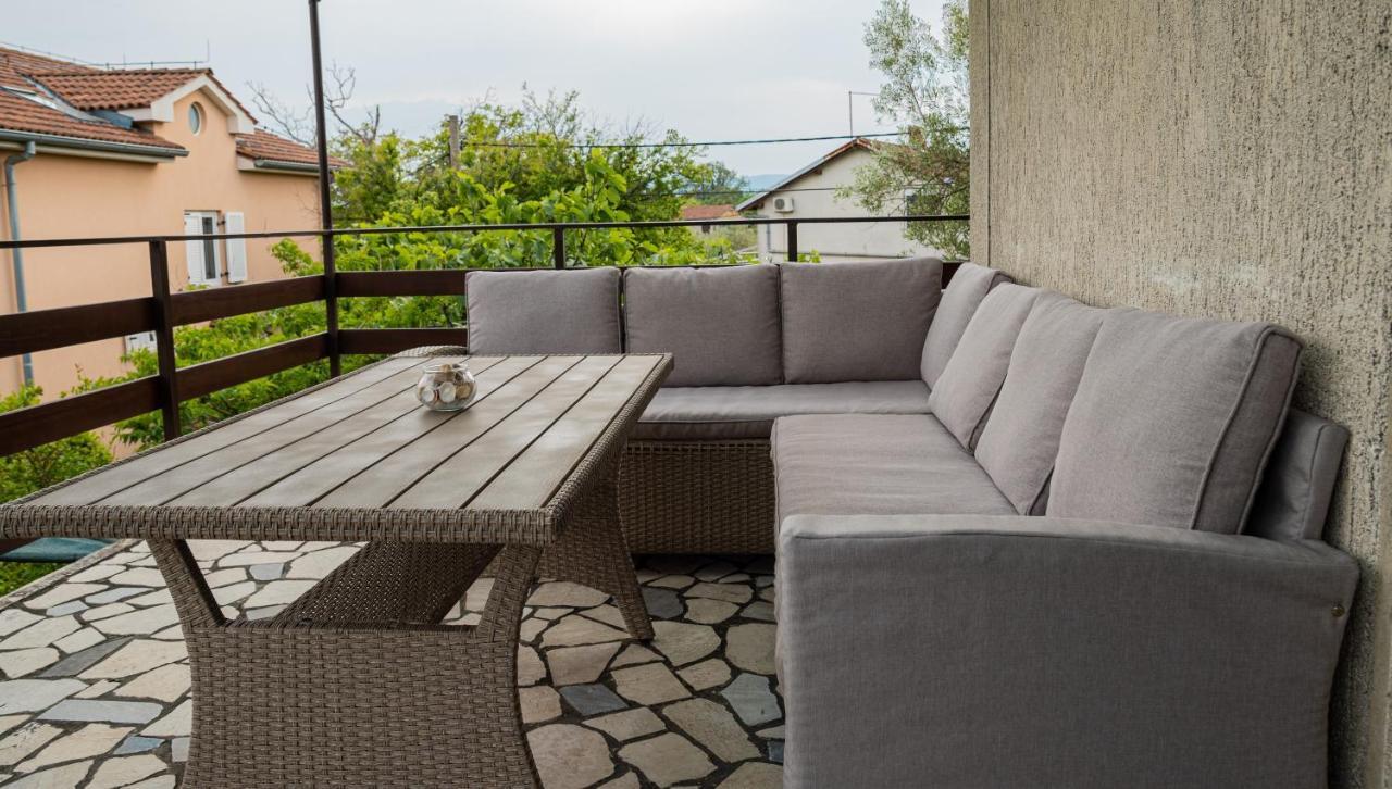 Apartman Doris Milohnici エクステリア 写真