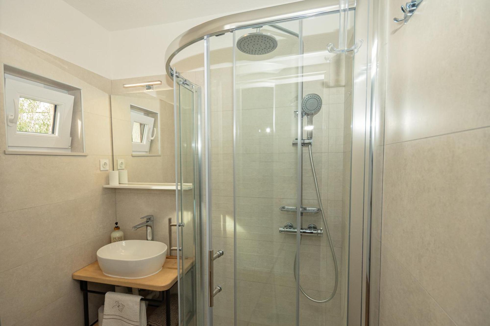 Apartman Doris Milohnici エクステリア 写真